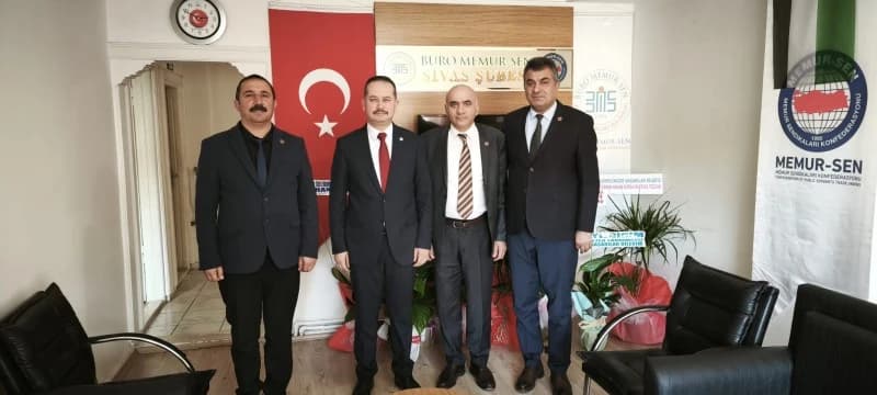 Büro Memur-Sen Sivas Şube Başkanı Mehmet Duman'ın makamında gerçekleşen ziyaret