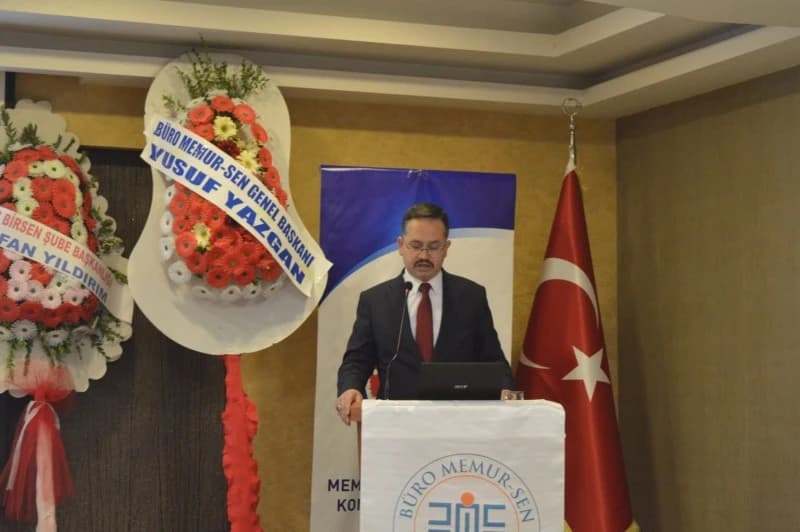 Büro Memur-Sen Sivas Şube Başkanı seçilen Mehmet Duman
